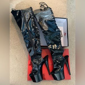 NEW Pleaser- Adore-3017 black size 8